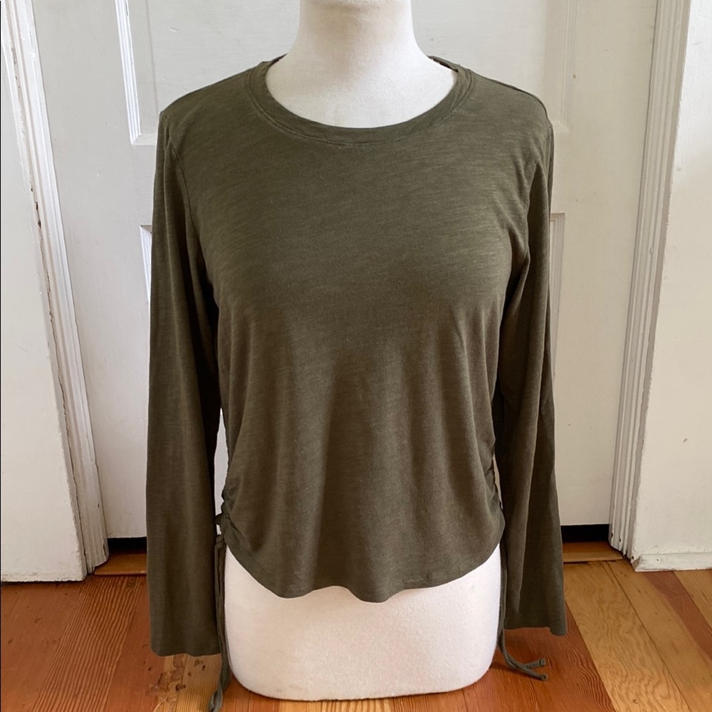 Sanctuary Green‎ Long Sleeve Ruched Side Knit Tee Large